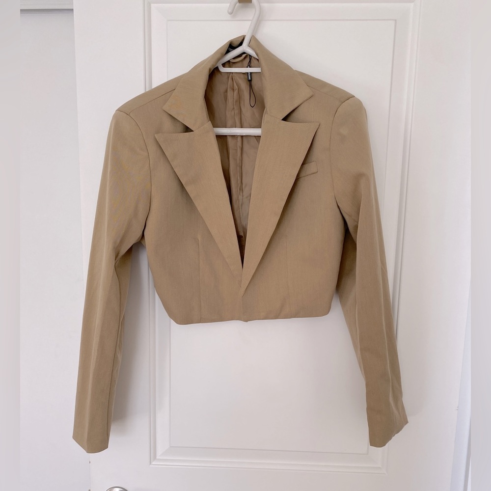 🌷PLT Cropped Blazer🌷